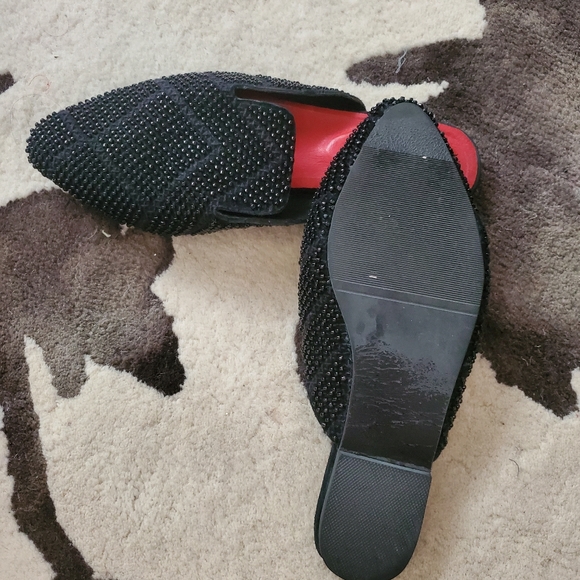 Zara Juan handcrafted beaded mules in black. Size 8 - Picture 4 of 4